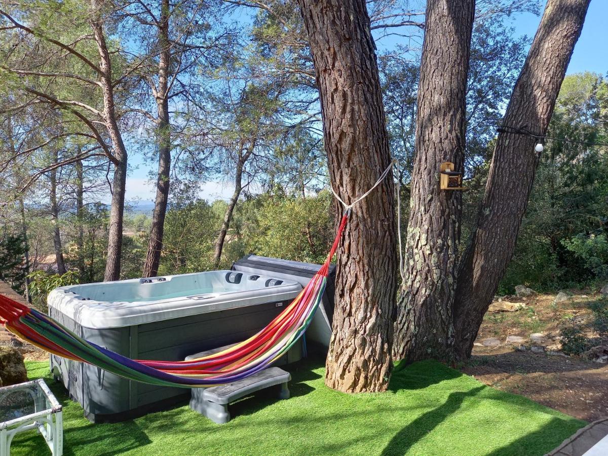 GITE AVEC JACUZZI au cœur de Provence Côte d'Azur Saint-Antonin-du-Var Exterior foto
